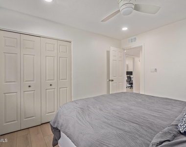 1347 W Lobo Avenue - Photo Thumbnail 20