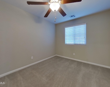 12554 W Hummingbird Terrace - Photo Thumbnail 8