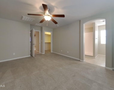 12554 W Hummingbird Terrace - Photo Thumbnail 5