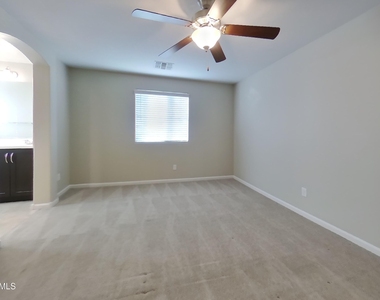 12554 W Hummingbird Terrace - Photo Thumbnail 6