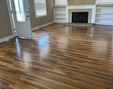 1426 E Sheridan Street - Photo Thumbnail 12