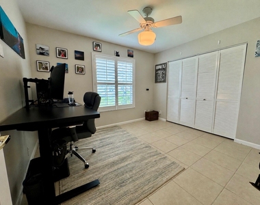 6135 Drake Street - Photo Thumbnail 3