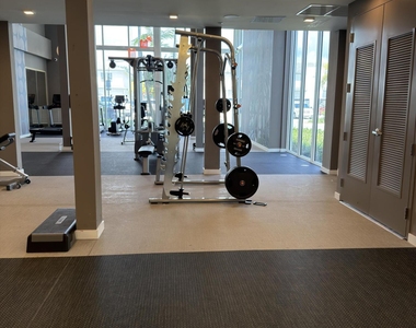 1710 N Congress Avenue - Photo Thumbnail 15