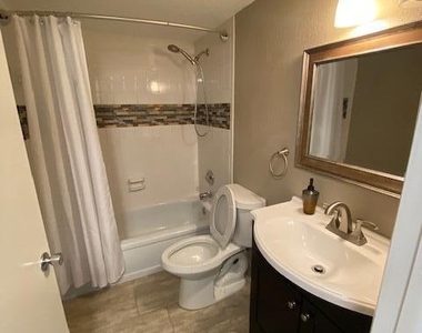 10 Willowbrook Lane - Photo Thumbnail 13