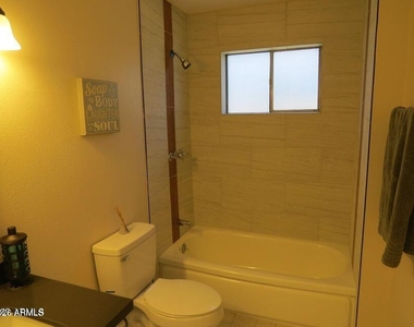 3618 W El Caminito Drive - Photo Thumbnail 7