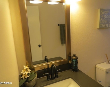 3618 W El Caminito Drive - Photo Thumbnail 8