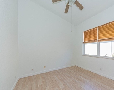 6112 Santa Margarito Drive - Photo Thumbnail 25