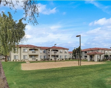 6745 E Superstition Springs Boulevard - Photo Thumbnail 14