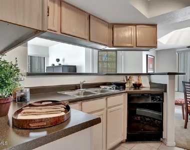 6745 E Superstition Springs Boulevard - Photo Thumbnail 2