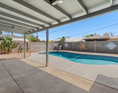 4517 N 10th Avenue - Photo Thumbnail 21
