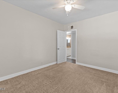 4517 N 10th Avenue - Photo Thumbnail 15