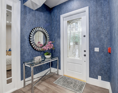 921 Osceola Drive - Photo Thumbnail 13