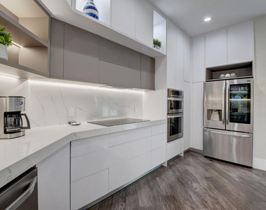 921 Osceola Drive - Photo Thumbnail 26