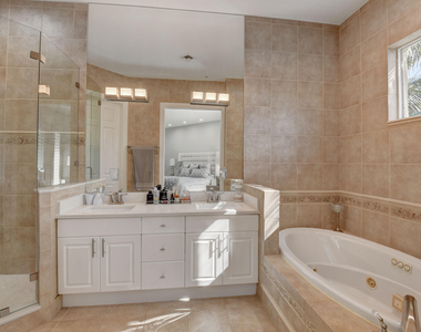 921 Osceola Drive - Photo Thumbnail 33