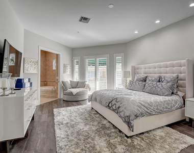 921 Osceola Drive - Photo Thumbnail 31