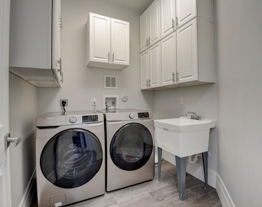 921 Osceola Drive - Photo Thumbnail 16