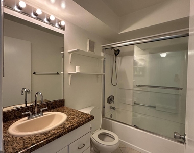 815 W Boynton Beach Boulevard - Photo Thumbnail 13