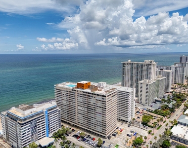 4020 Galt Ocean Drive - Photo Thumbnail 3