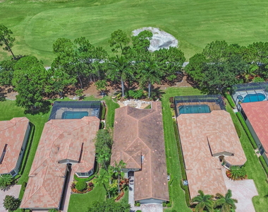 8901 Champions Way - Photo Thumbnail 3