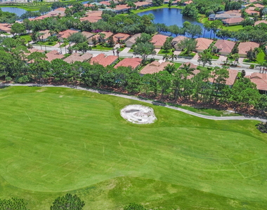 8901 Champions Way - Photo Thumbnail 4