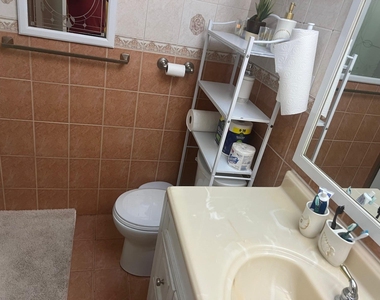 5765 Strawberry Lakes Circle - Photo Thumbnail 21