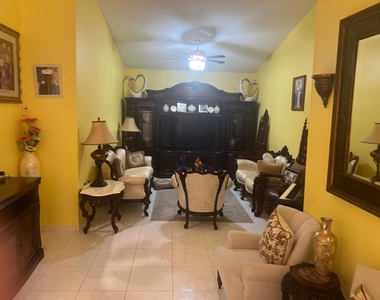 5765 Strawberry Lakes Circle - Photo Thumbnail 13
