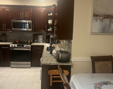 5765 Strawberry Lakes Circle - Photo Thumbnail 10