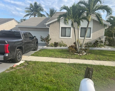5765 Strawberry Lakes Circle - Photo Thumbnail 1