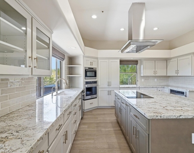 23430 N 82nd - Photo Thumbnail 12