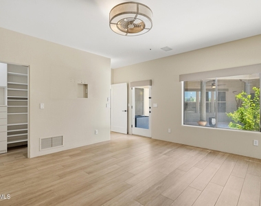 23430 N 82nd - Photo Thumbnail 19