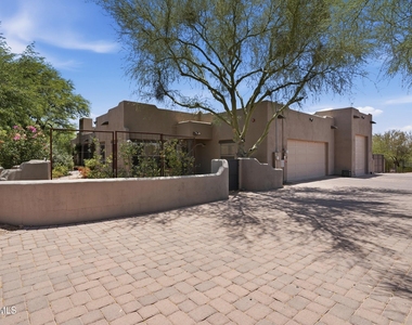 23430 N 82nd - Photo Thumbnail 2