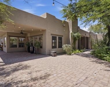 23430 N 82nd - Photo Thumbnail 34