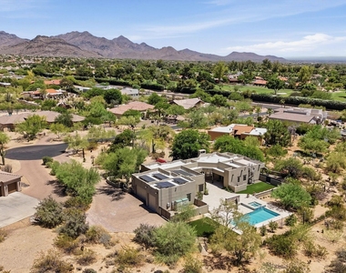 23430 N 82nd - Photo Thumbnail 47
