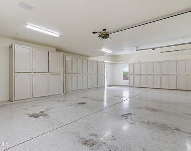 23430 N 82nd - Photo Thumbnail 33