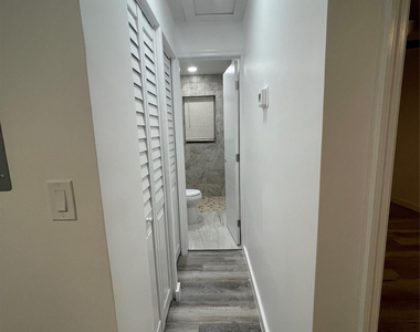 1135 Ne 15th Avenue - Photo Thumbnail 7