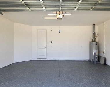 13352 Sw River Rock Road - Photo Thumbnail 8