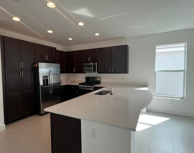 13352 Sw River Rock Road - Photo Thumbnail 14