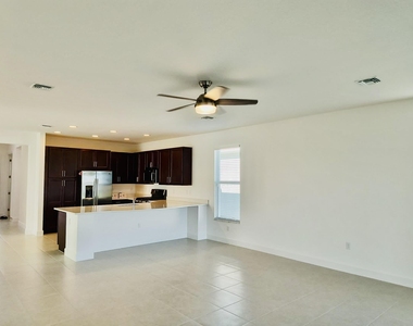 13352 Sw River Rock Road - Photo Thumbnail 33
