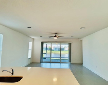 13352 Sw River Rock Road - Photo Thumbnail 31