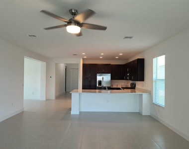 13352 Sw River Rock Road - Photo Thumbnail 17