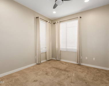 756 W Citrus Way - Photo Thumbnail 18