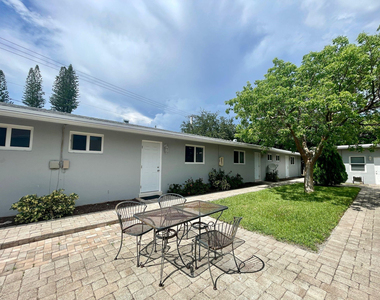 1704 Ne 9th Street - Photo Thumbnail 13