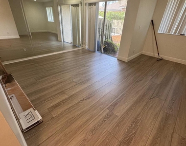 10939 W Broward Boulevard - Photo Thumbnail 7