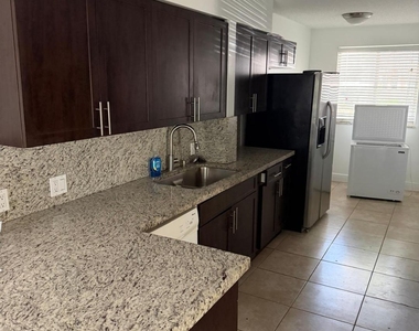 10939 W Broward Boulevard - Photo Thumbnail 12