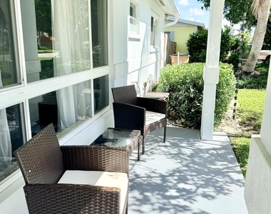 401 Se 3rd Terrace - Photo Thumbnail 16