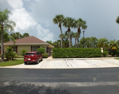 36 Danbury Court - Photo Thumbnail 25