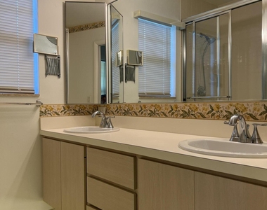 36 Danbury Court - Photo Thumbnail 16