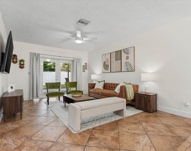 6515 Sw 8th Place - Photo Thumbnail 7