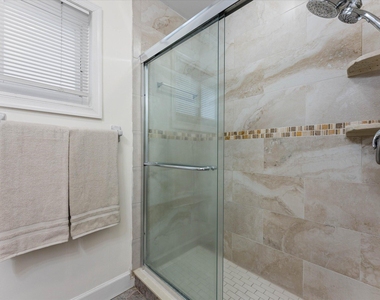6515 Sw 8th Place - Photo Thumbnail 19