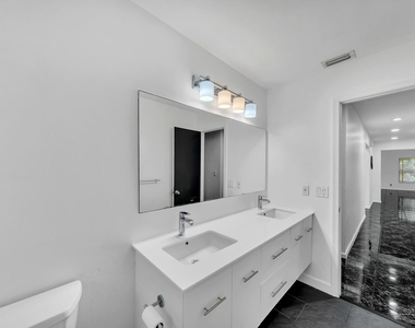 303 Nw 105th Terrace - Photo Thumbnail 41